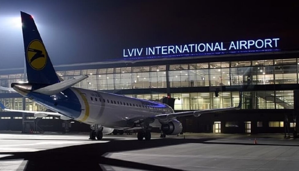 Кабмін створив робочу групу  для відновлення функціонування аеропортів 